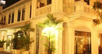 The Heritage Baan Silom Hotel