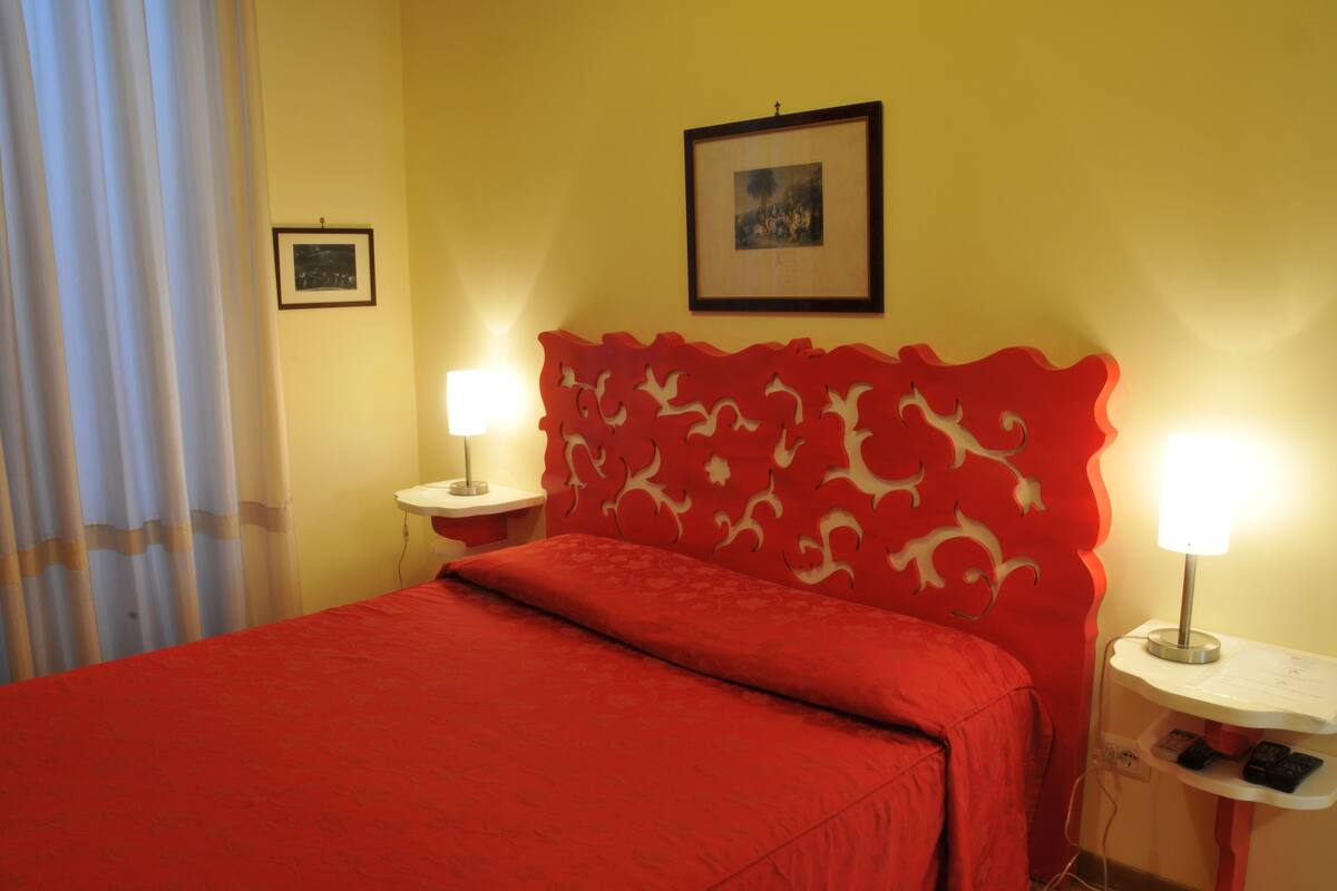 Double Room Single Use | Frette Italian sheets, down comforters, in-room safe, desk