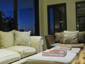 Lounge - Blue Horizon Guest House (Cape Town)