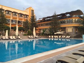 Outdoor pool - Ulasan Hotel (Golbasi)