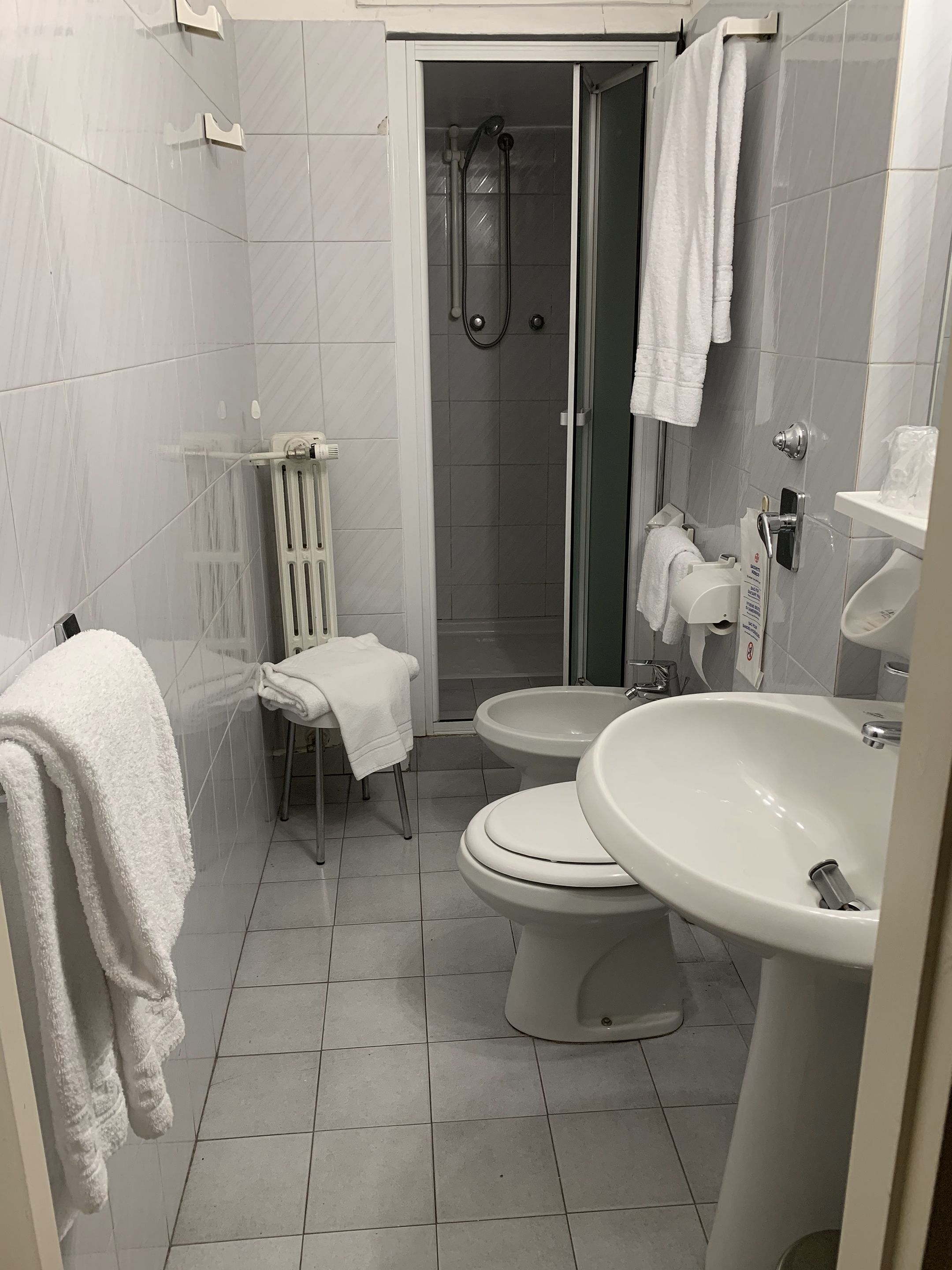triple room | bathroom | hair dryer, bidet, towels