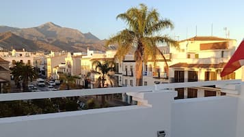 Quadruple Room | Terrace/patio