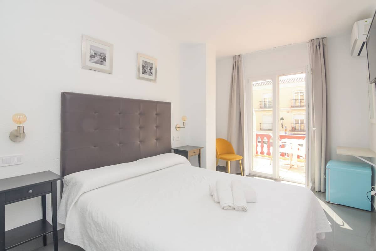 雙人房, 陽台 | 書桌、遮光布/窗簾、免費搖籃/嬰兒床、折疊床/加床