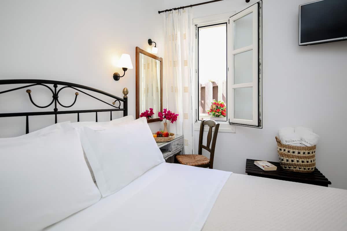 13 bedrooms, in-room safe, soundproofing, iron/ironing board