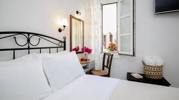 13 bedrooms, in-room safe, soundproofing