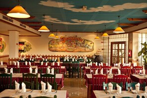 Serveert lunch en diner, Portugese gerechten