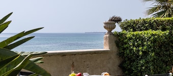 B&B La Terrazza sul Mare