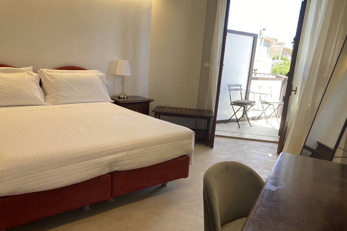 Superior Double Room | In-room safe, desk, iron/ironing board (on request), cribs (surcharge)