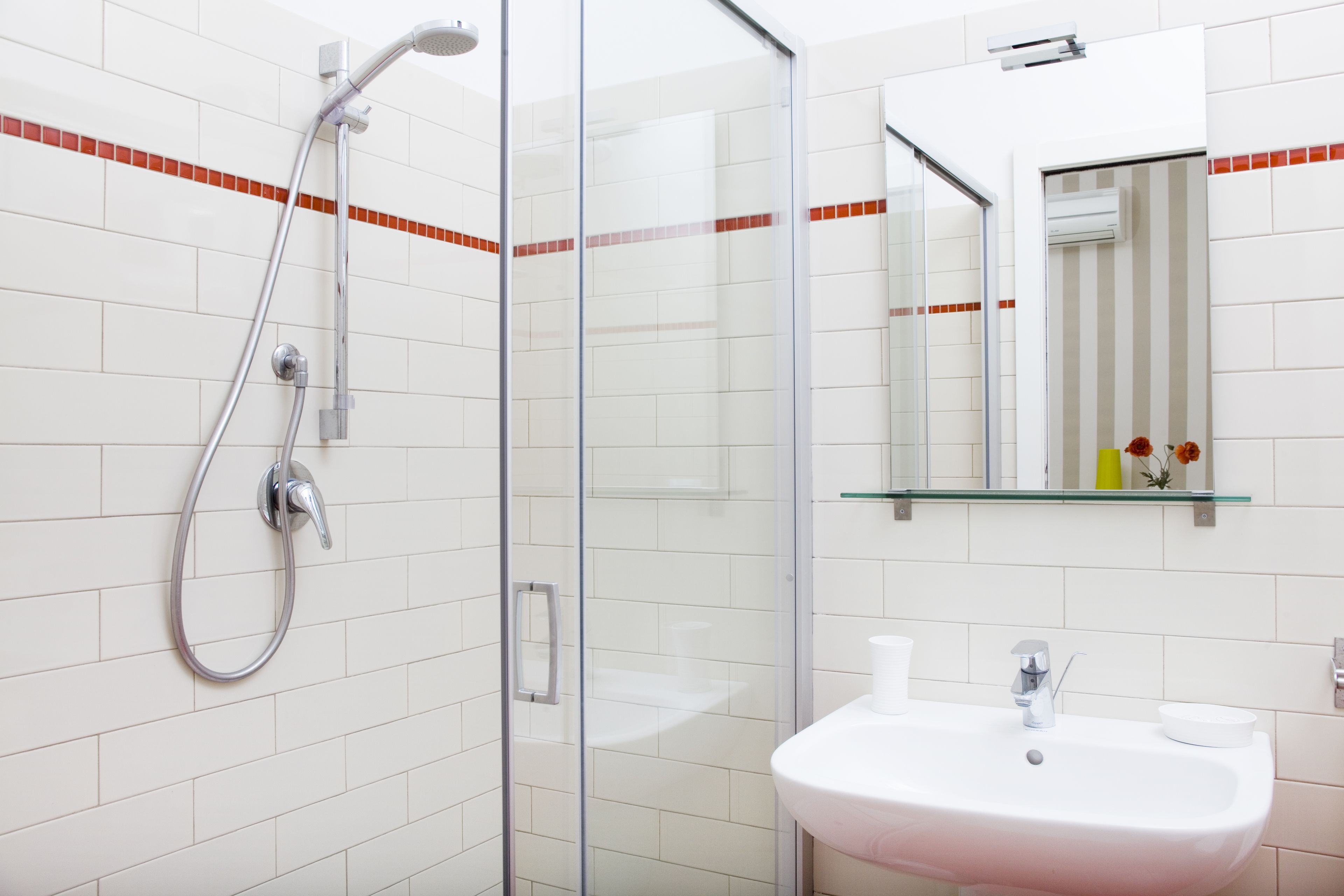 Free toiletries, hair dryer, bidet, towels