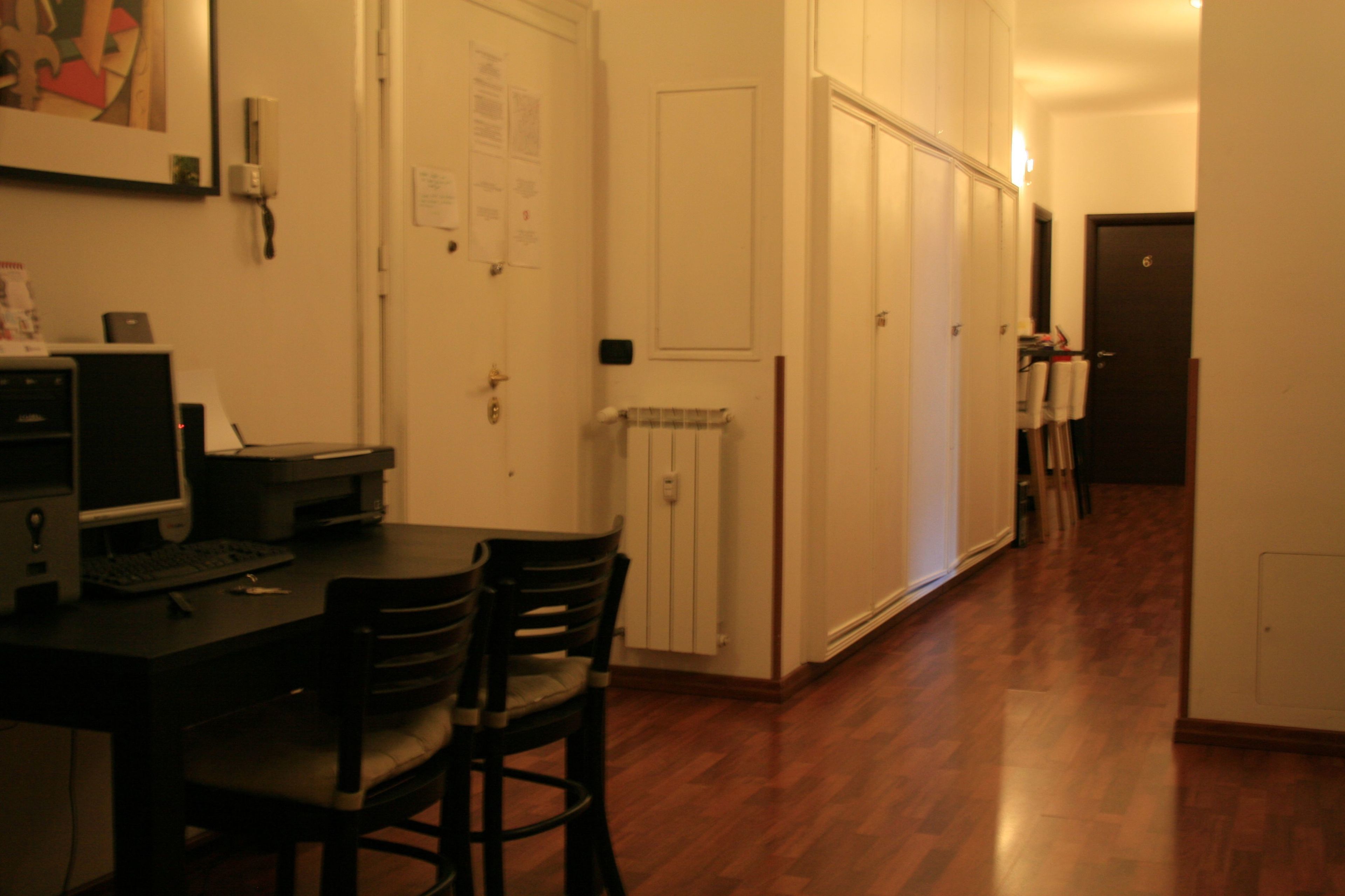 Check-in-/Check-out-Schalter