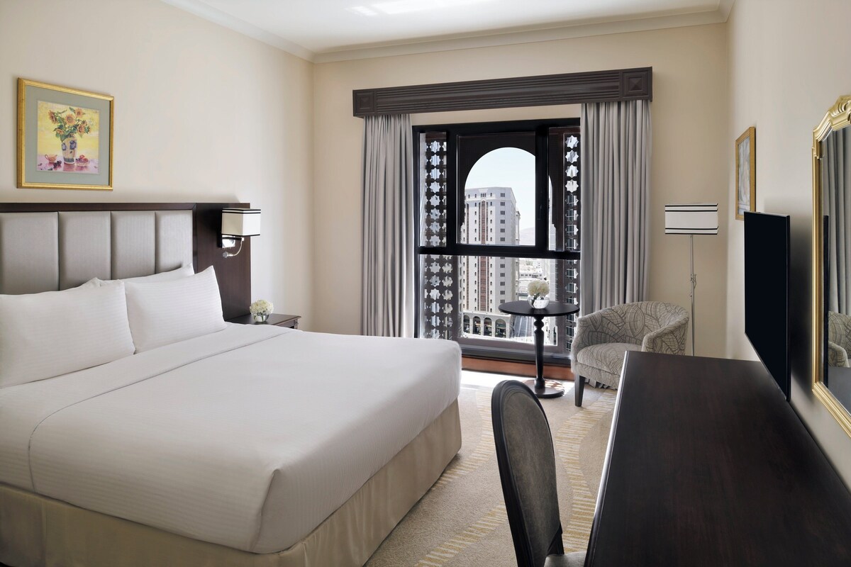 Minibar, in-room safe, desk, blackout drapes
