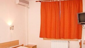 Room - Hotel 7 (SKOPJE)