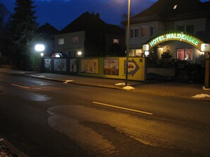 Exterior - Hotel Waldersee Garni (Hannover)