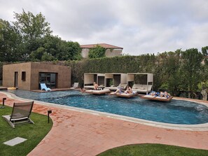 Outdoor pool, pool loungers