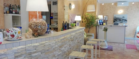 Bar (in der Unterkunft)