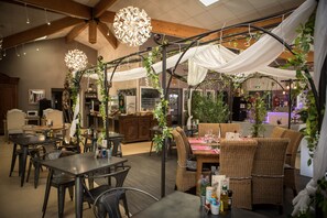 Breakfast, dinner served; French cuisine, garden views