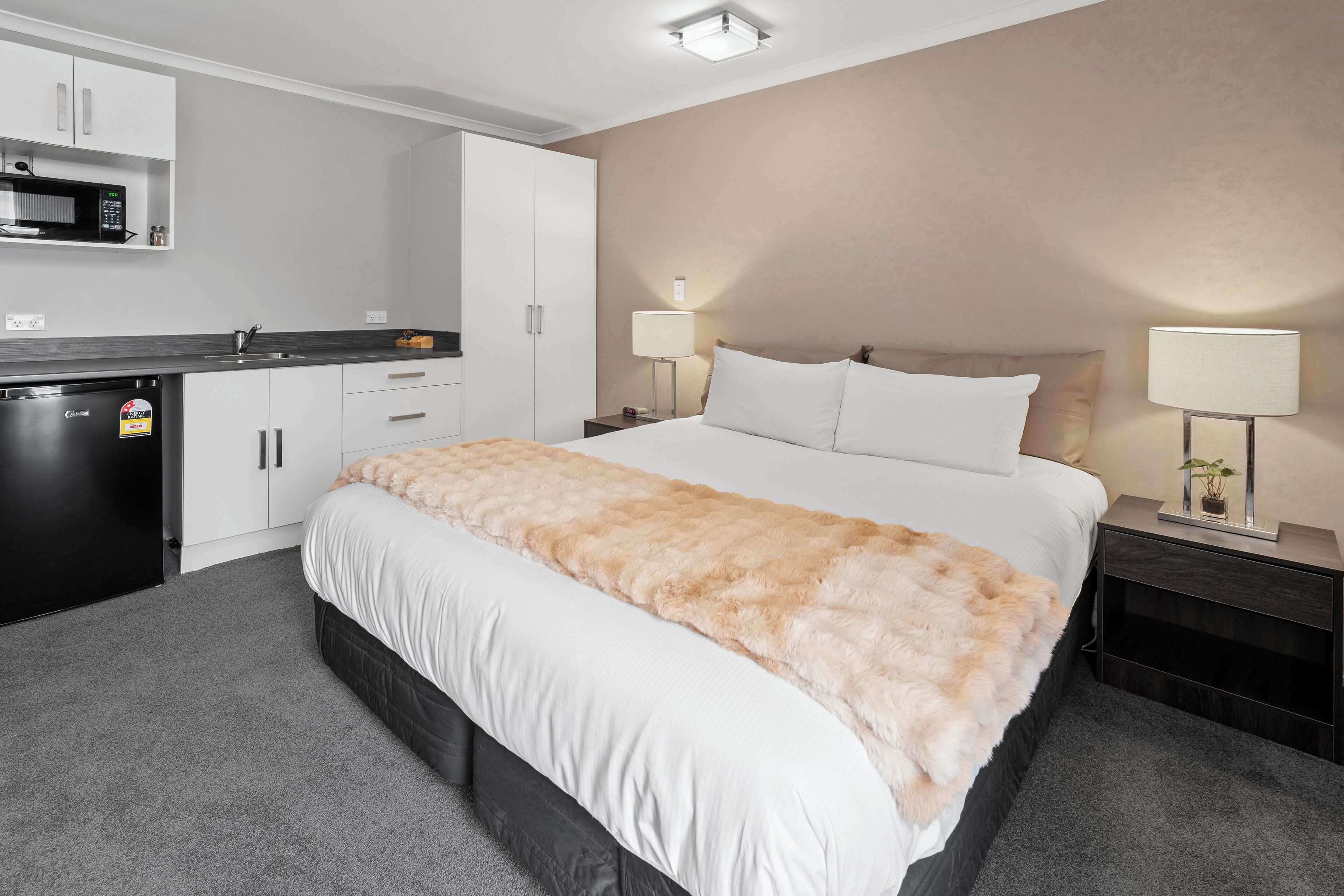 Photo - 136 On Bealey Motel