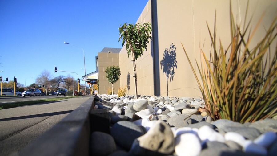 136 On Bealey - Motel