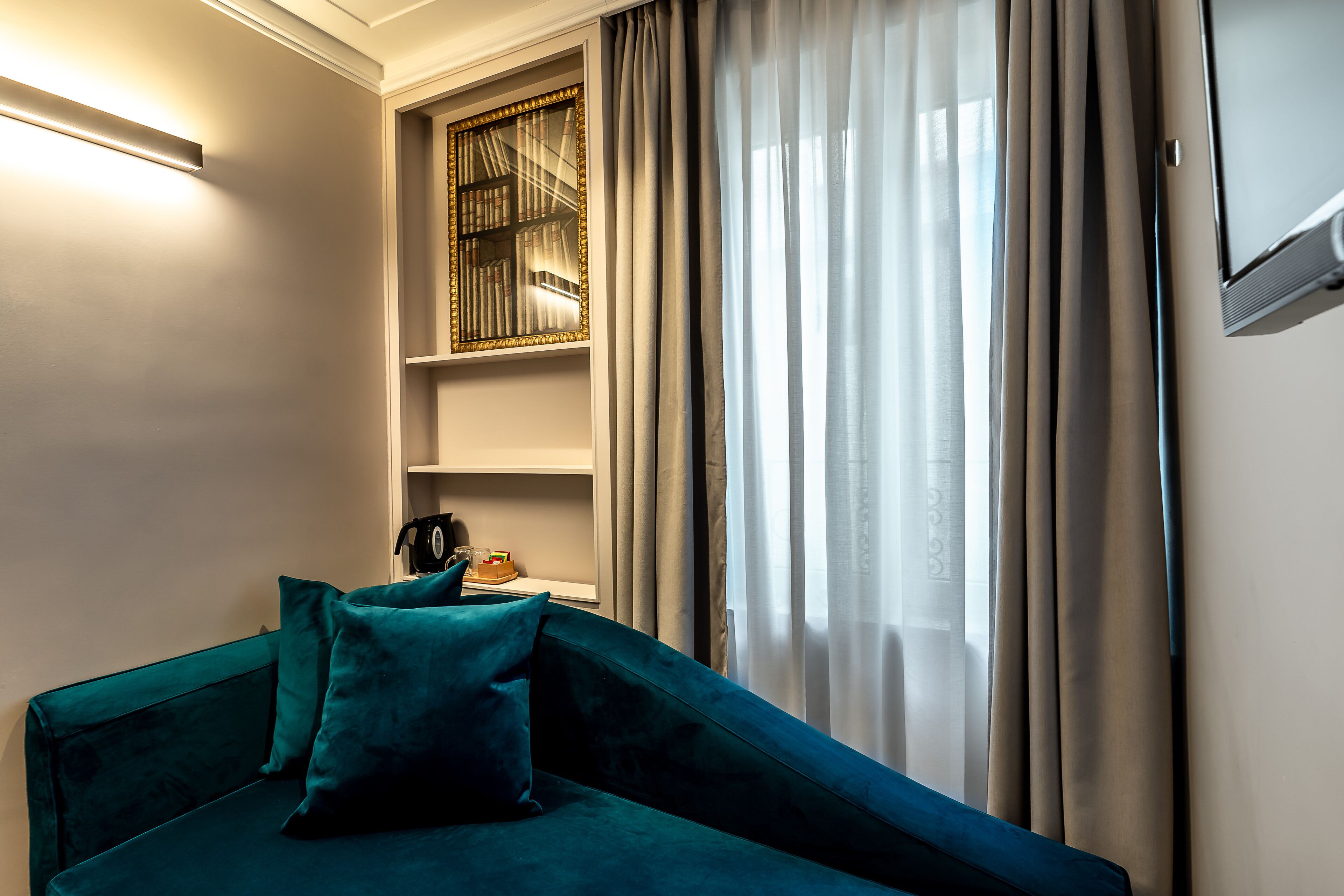 premium room | minibar, in-room safe, laptop workspace, blackout curtains