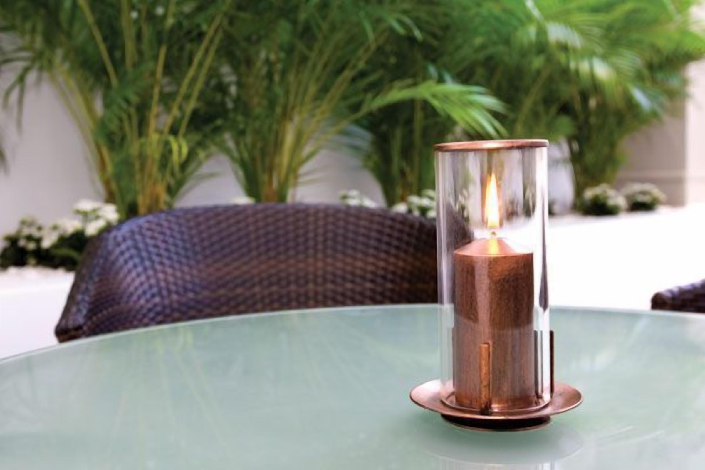 lunch and dinner served