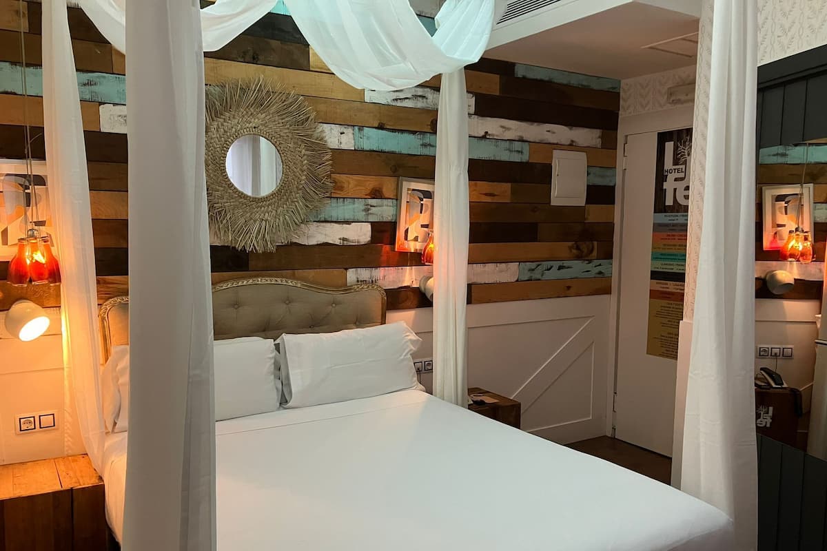 Minibar, in-room safe, desk, blackout curtains