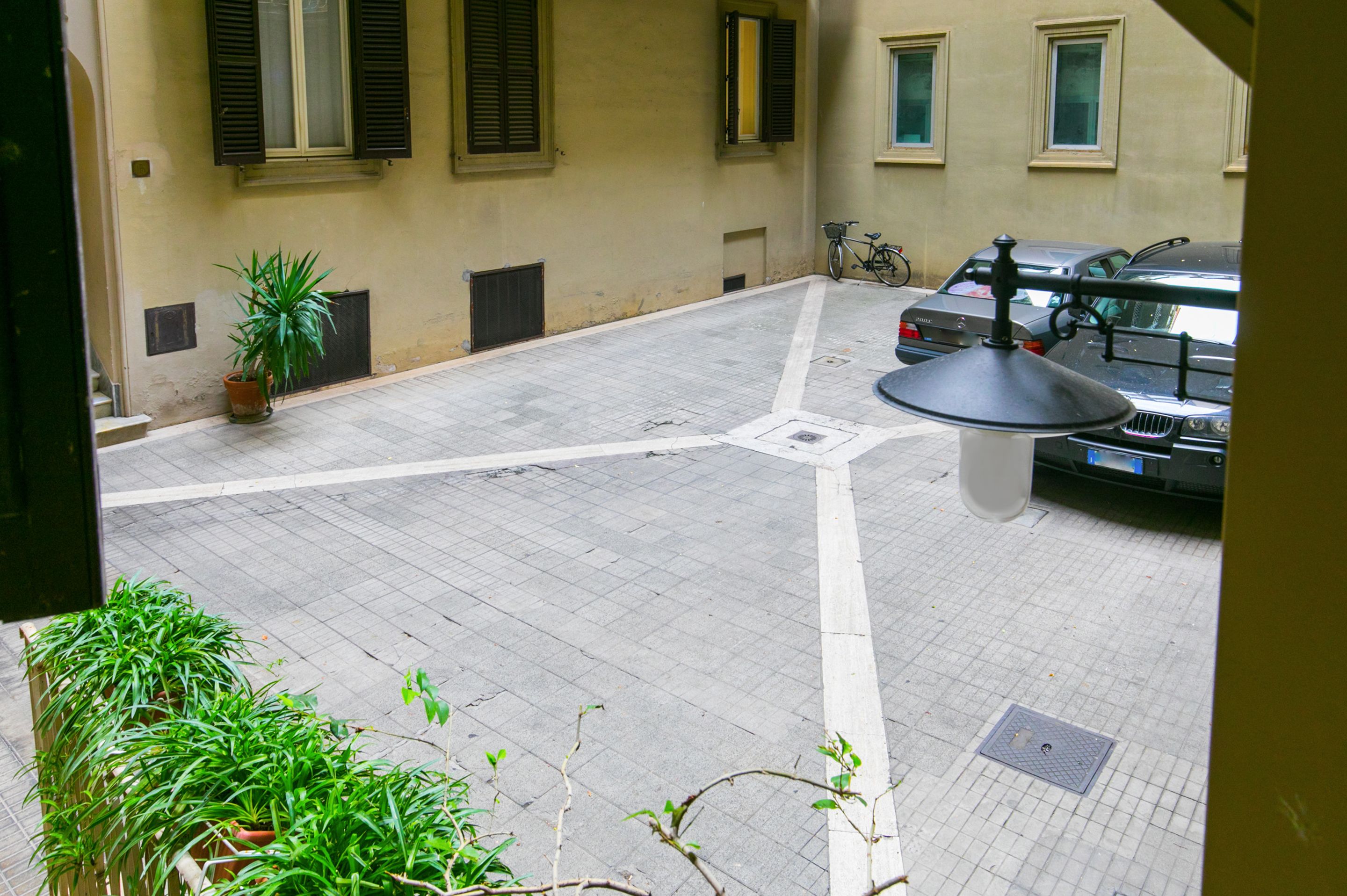 Self parking (EUR 15.00 per day)