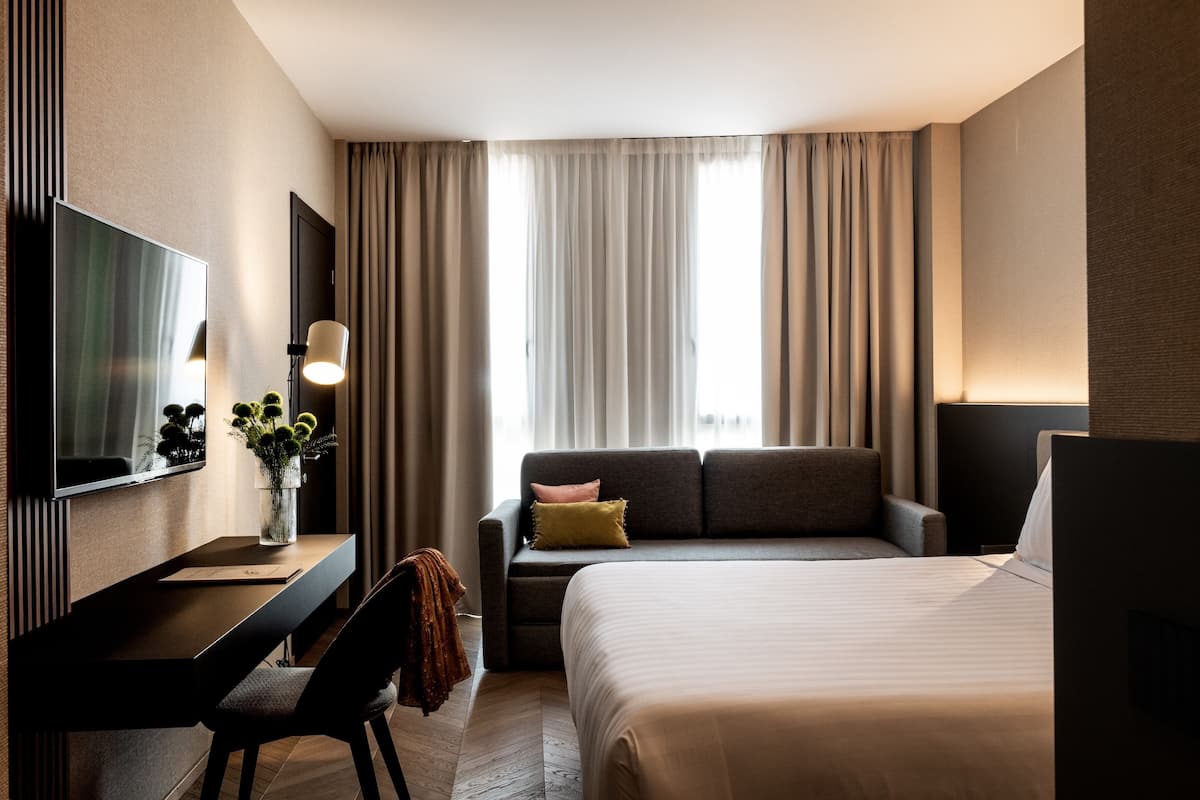 Family Room, Connecting Rooms | 1 bedroom, premium bedding, down duvets, free minibar items