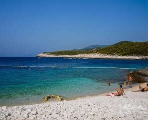 Beach nearby - Vis Apartments (Vis)