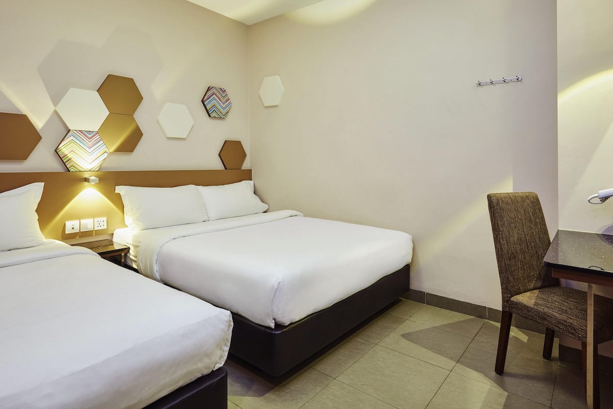 Standard Double Room, Multiple Beds | Desk, iron/ironing board, free WiFi, bed sheets