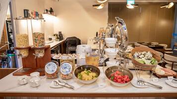 Daily buffet breakfast for a fee