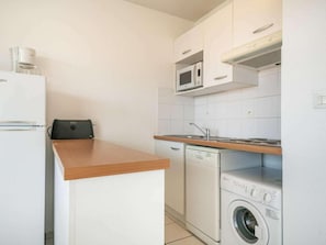Fridge, microwave, dishwasher