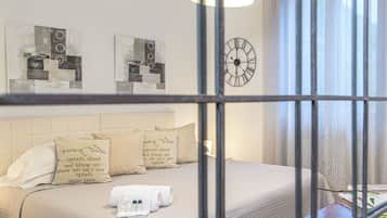 Dobbeltrom | Minibar, skrivebord, skrivebord for bærbar PC og strykejern/-brett