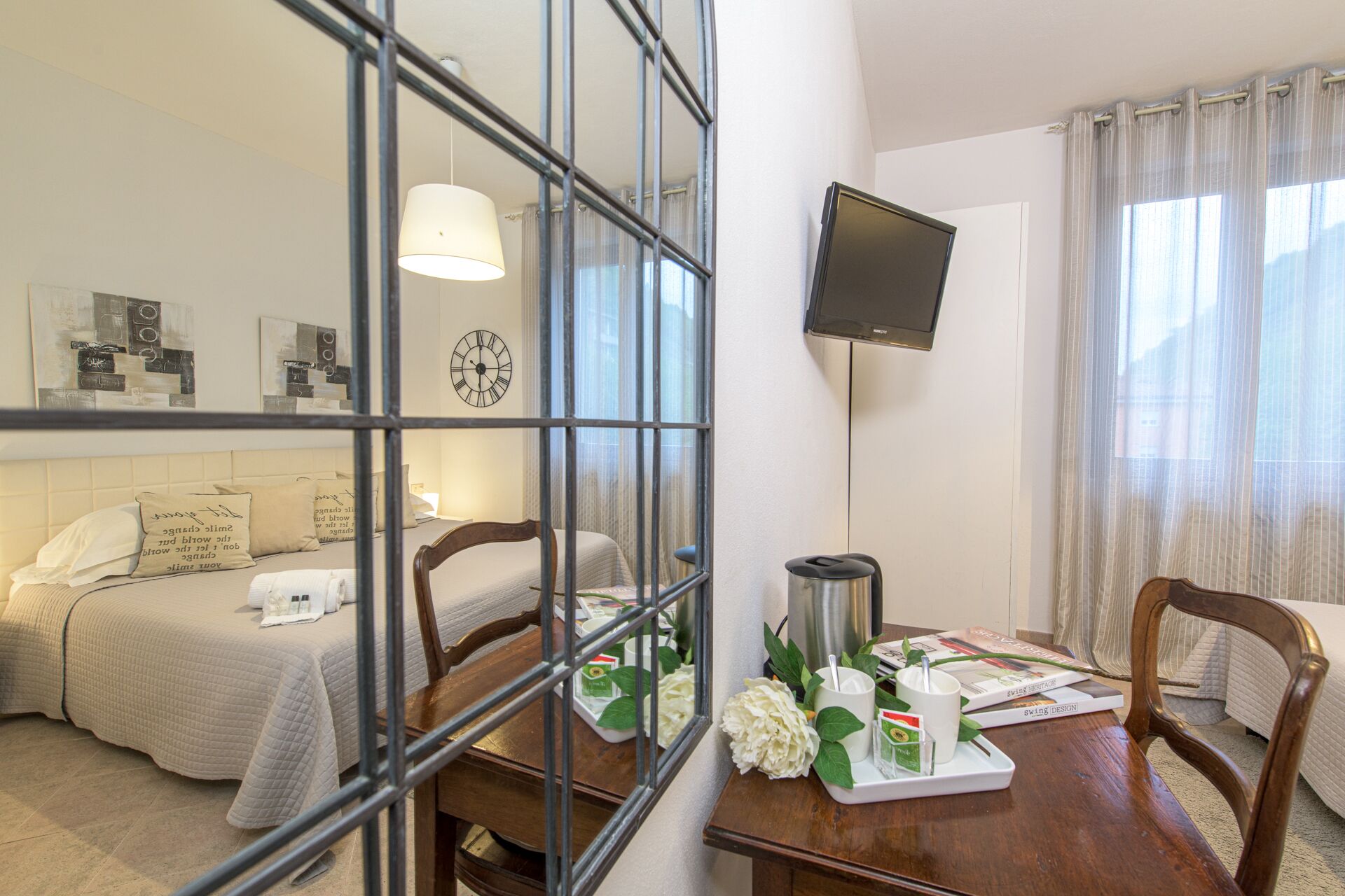 double room | 1 bedroom, minibar, desk, laptop workspace