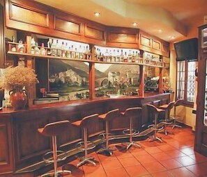 Bar (en la propiedad)