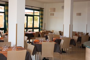 Frühstück, Mittagessen, Abendessen, mediterrane Küche