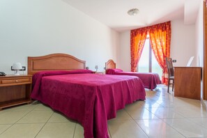 Allergikerbettwaren, Daunenbettdecken, Pillowtop-Betten, Minibar