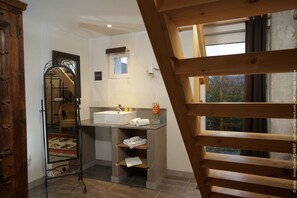 Comfort Duplex, Garden View | Bathroom