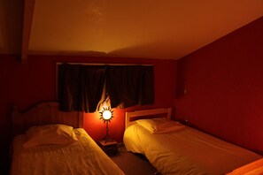 Family Room (L'écurie) | Children’s theme room