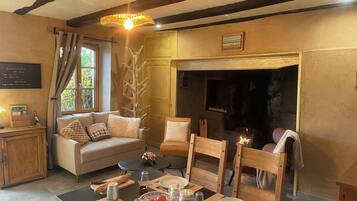 Double Room (Le Passage) | Living area