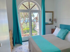 Double Room, 1 Double or 2 Single Beds