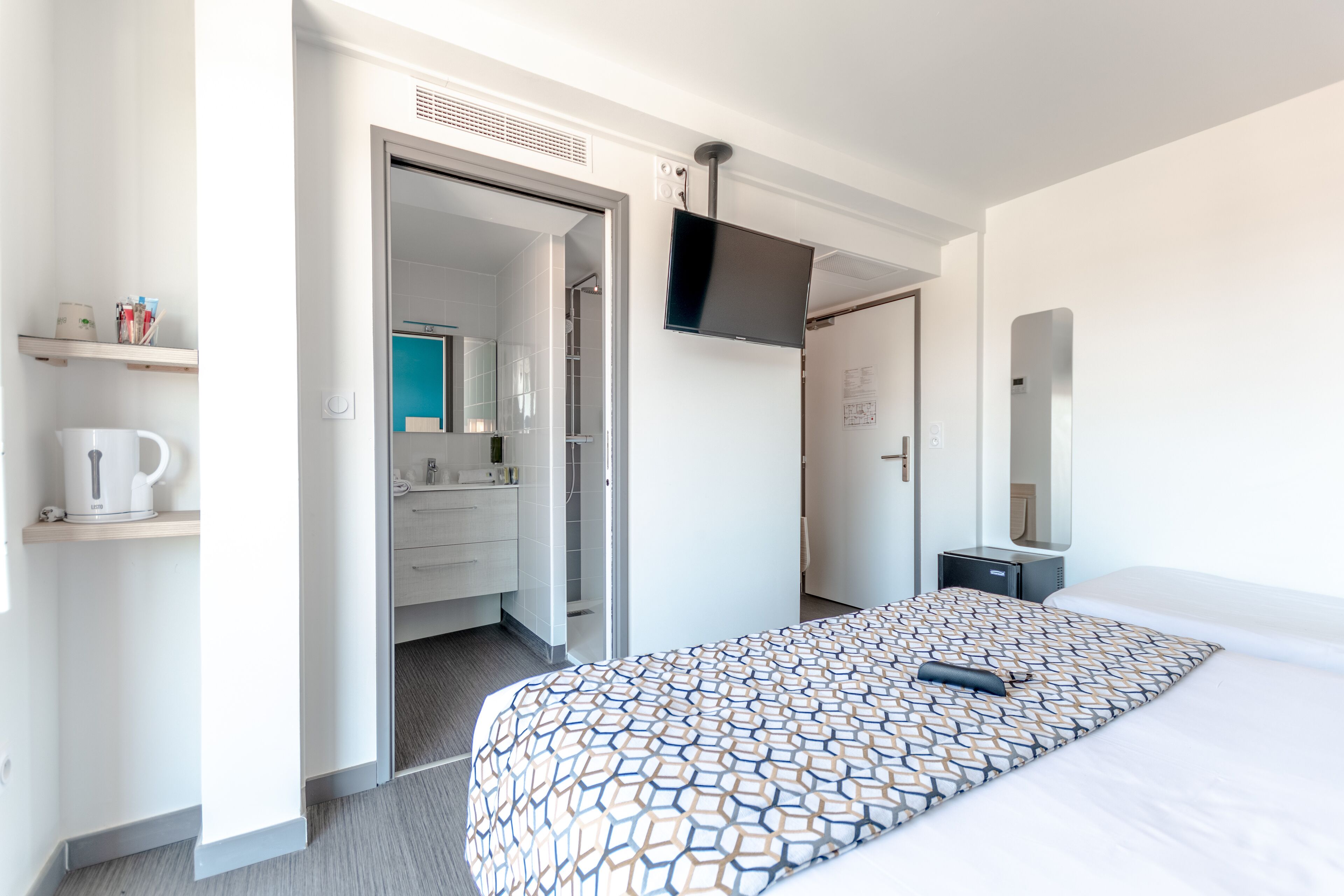 In-room safe, desk, laptop workspace, blackout curtains