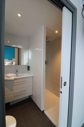 Pancuran mandi, hulu semburan mandi hujan 