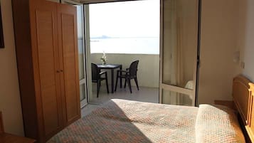 Doppelzimmer, Blick auf die Lagune (Small) | Zimmersafe, Schreibtisch, kostenloses WLAN, BettwÀsche