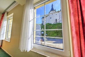 Desk, free WiFi, bed sheets - Hotel du Commerce (Clervaux)