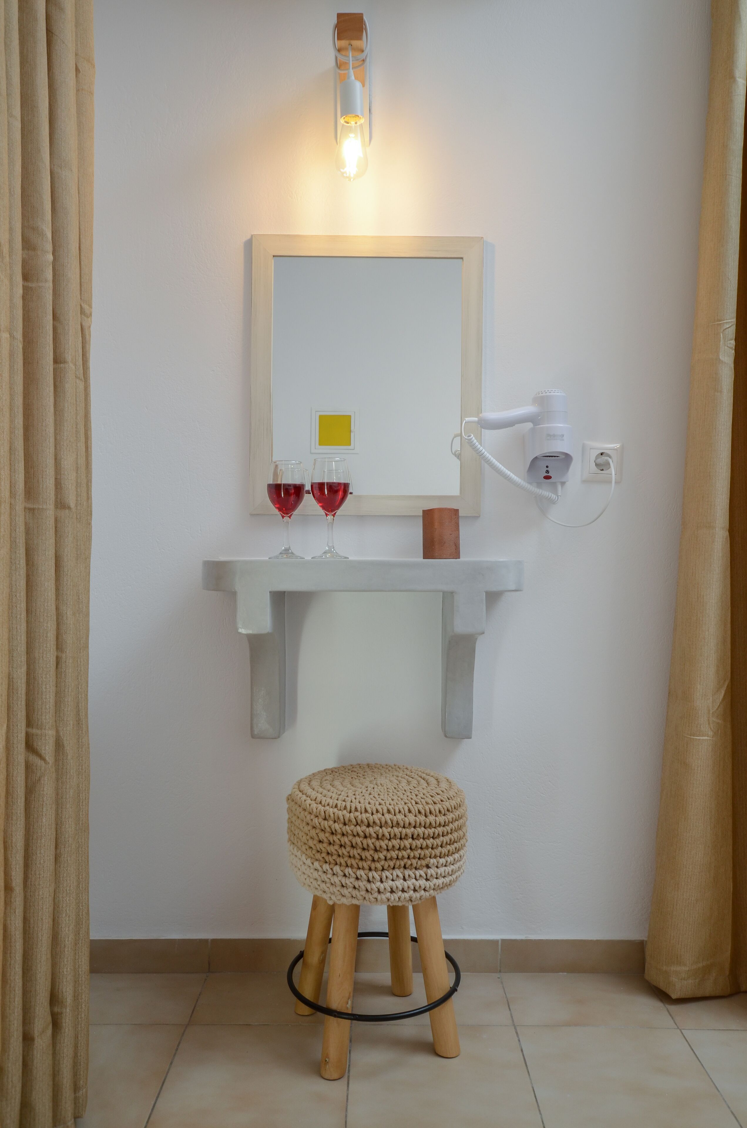 shower, hair dryer, towels, shampoo