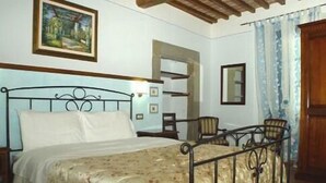 In-room safe, iron/ironing board (on request), rollaway beds, free WiFi - Corte dell'Oca (Subbiano)