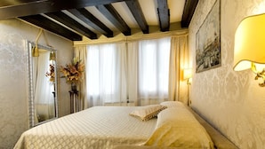 Minibar, in-room safe, soundproofing, WiFi (free) - Ca' della Loggia (Venice)