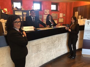 Reception - Hotel Abalon Pompei Resort (Pompei)