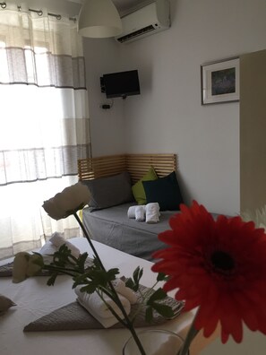 Triple Room (Breakfast Excluded) with Private Bathroom | 객실에서 보이는 전망