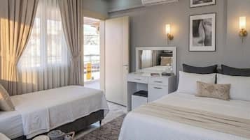 In-room safe, blackout drapes, soundproofing, free WiFi